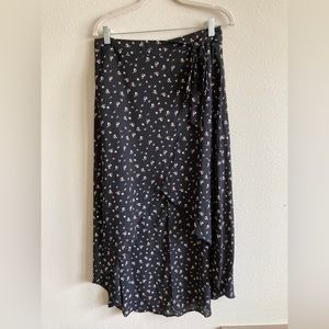 Black high-low floral midi skirt